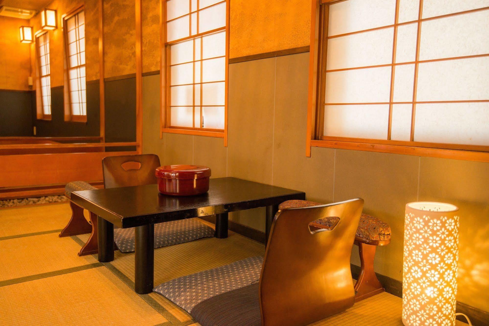 Khaosan World Asakusa Ryokan Tokio Buitenkant foto